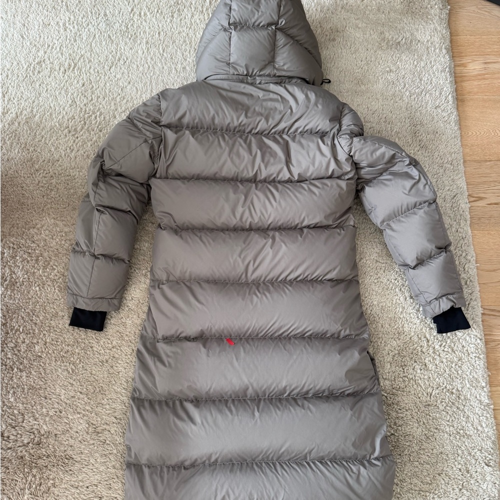 Quince Responsible Down Long Puffer Jacket Stone Taupe small - Picture 6 of 10